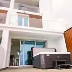 Сasa de vacaciones South Shore 1 - Jacuzzi - Host & Chill