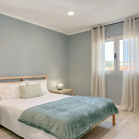 South Shore 1 - Host & Chill