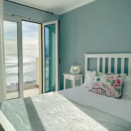 South Shore 1 - Host & Chill