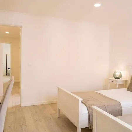 South Shore 1 - Jacuzzi - Host & Chill Holiday home *