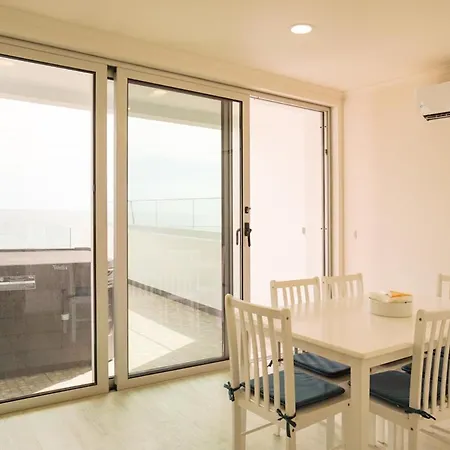 South Shore 1 - Jacuzzi - Host & Chill * Sao Roque (Sao Miguel)