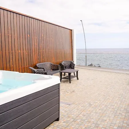 South Shore 1 - Jacuzzi - Host & Chill *