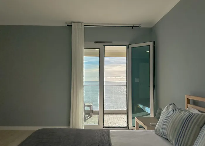 South Shore 1 - Host & Chill *