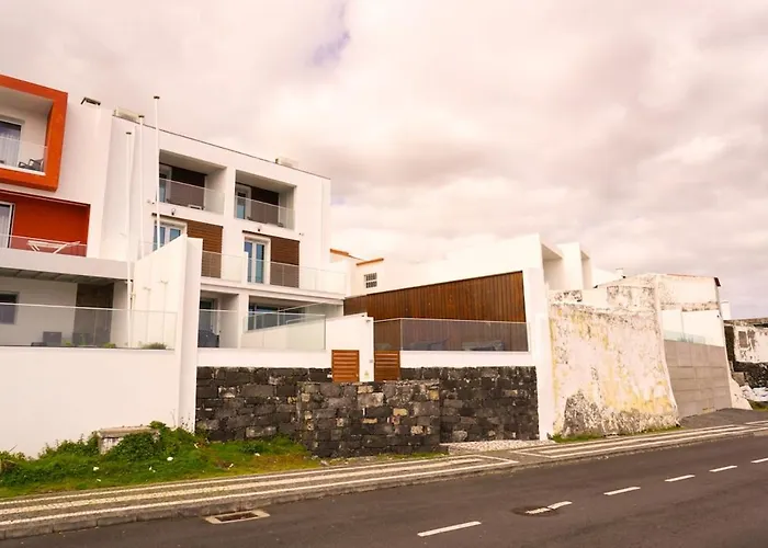 South Shore 1 - Host & Chill *