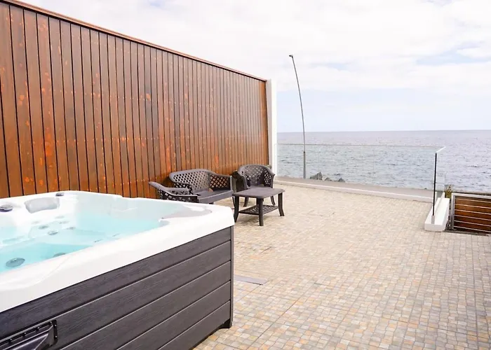 South Shore 1 - Host & Chill *