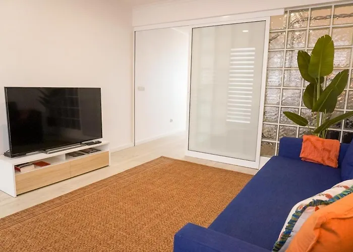 Dom wakacyjny South Shore 1 - Host & Chill